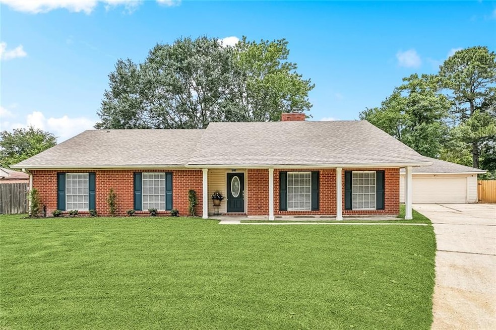 414 Pine Forest