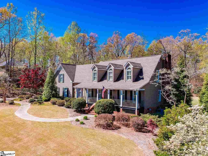 208 Valley Oak Dr, Greenville, SC 29617 - photo 1