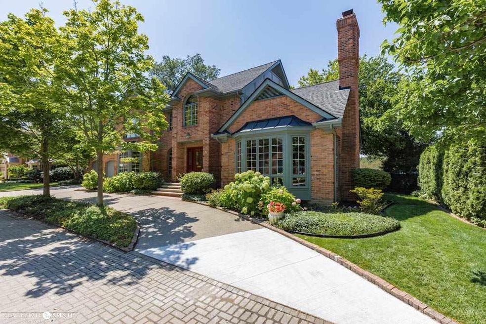 5 Sycamore Ln, Grosse Pointe, MI 48230 - photo 1