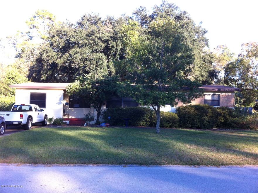 2409 Una Dr, Jacksonville, FL 32216 - photo 1