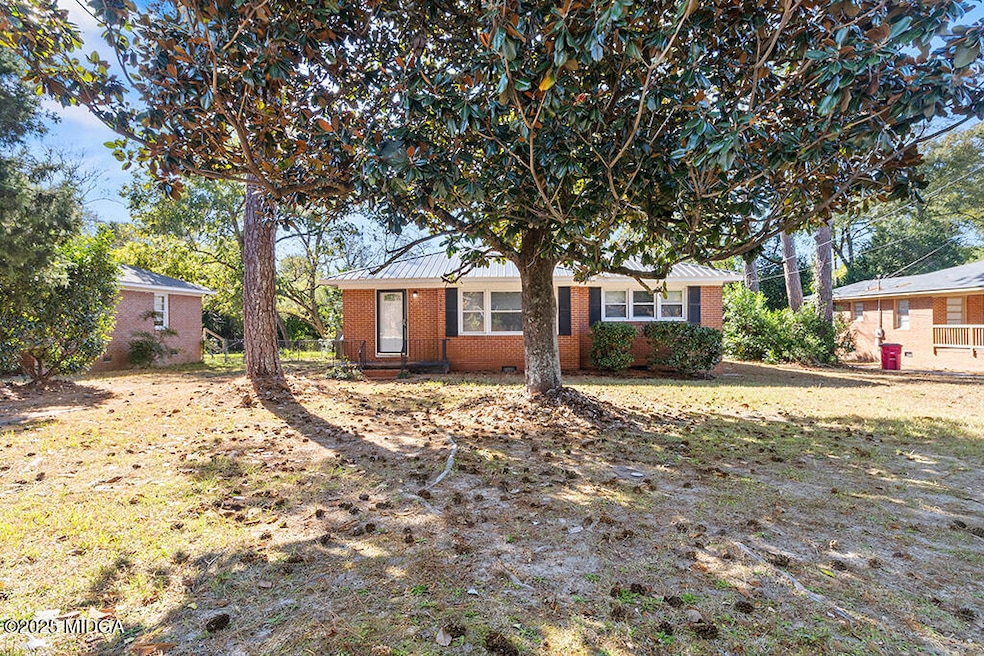 3048 Bethune Ave, Macon, GA 31211 - photo 1