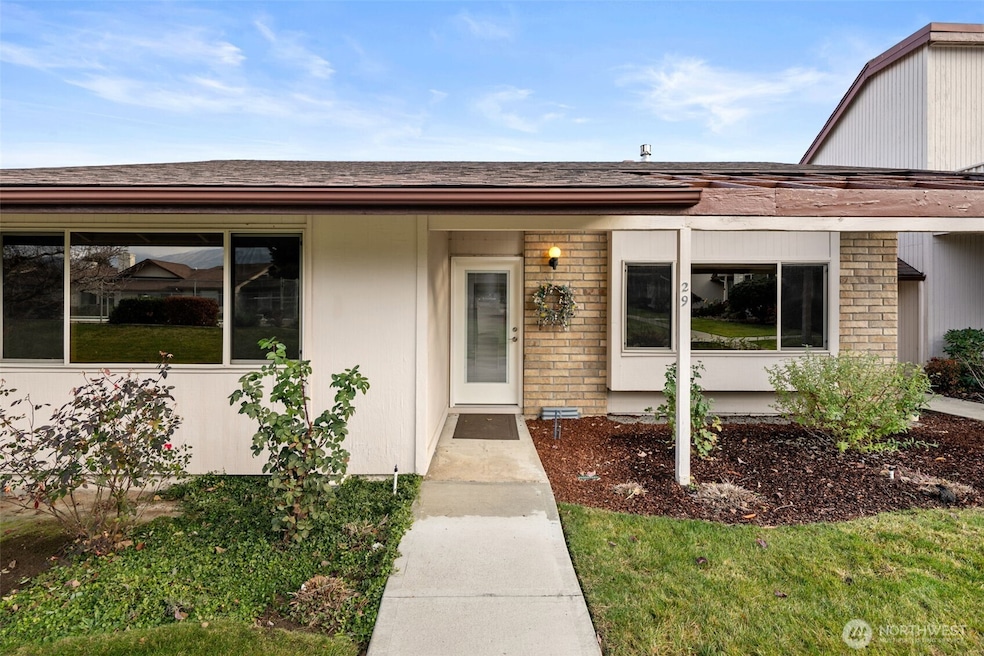 300 S Elliott Ave unit 29, Wenatchee, WA 98801 - photo 1