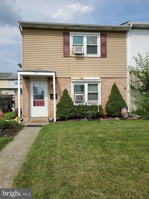 477 Colonial Dr, East Greenville, PA 18041 - photo 1