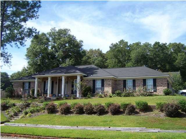 Completely updated including kitchen appliances, n