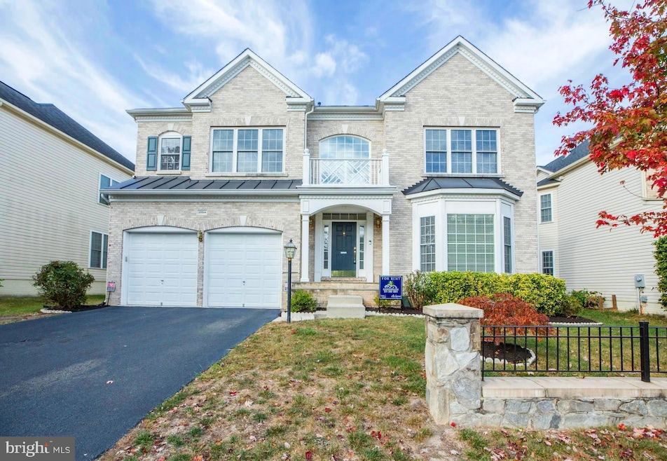 25594 S Village Dr, Chantilly, VA 20152 - photo 1