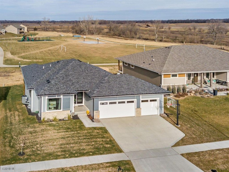 9421 Rushbrook Dr, Johnston, IA 50131 - photo 1