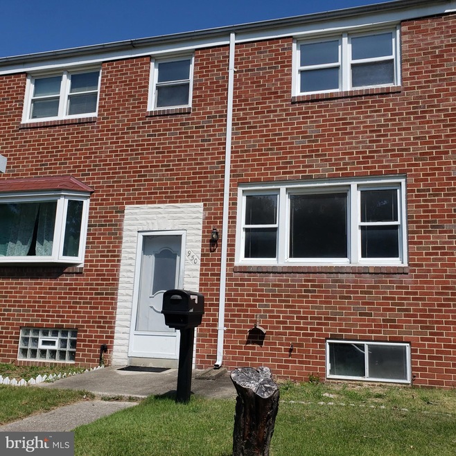 950 Circle Dr, Halethorpe, MD 21227 - photo 1