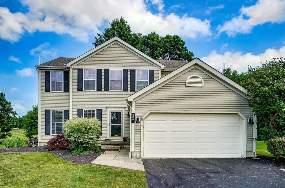 8251 Coldharbor Blvd, Lewis Center, OH 43035 - photo 1