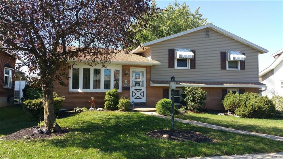 1898 S 2nd St, Allentown, PA 18103 - photo 1