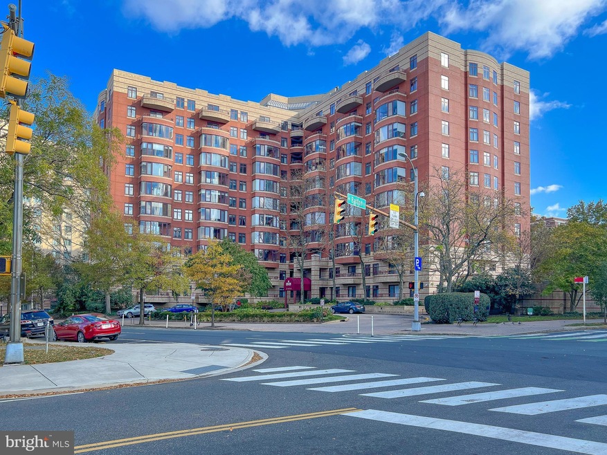 The Charleston unit 802, Arlington, VA 22201 - photo 1