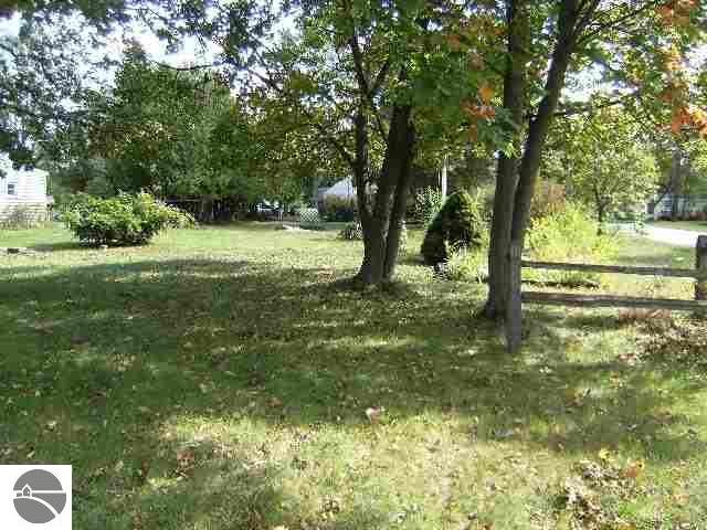 615 Pine St unit 288, Elk Rapids, MI 49629 - photo 1