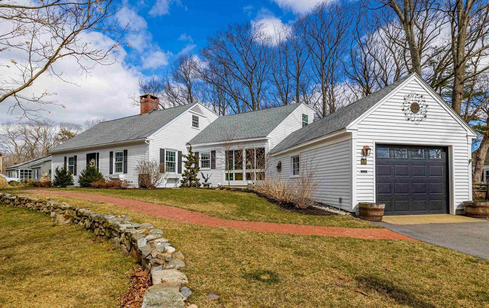 48 Auburn St, Concord, NH 03301 - photo 1