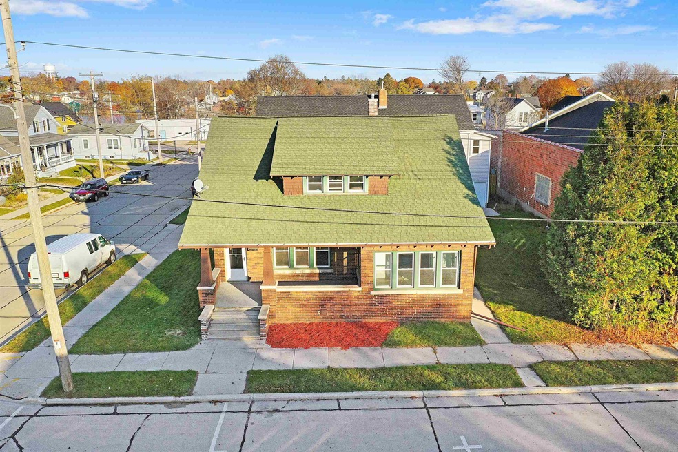 1923 Jefferson St, Two Rivers, WI 54241 - photo 1