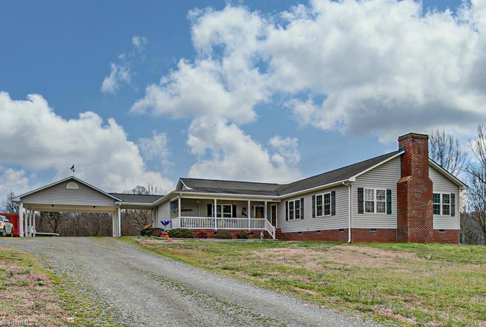 2923 Woodhaven Dr, Asheboro, NC 27205 - photo 1