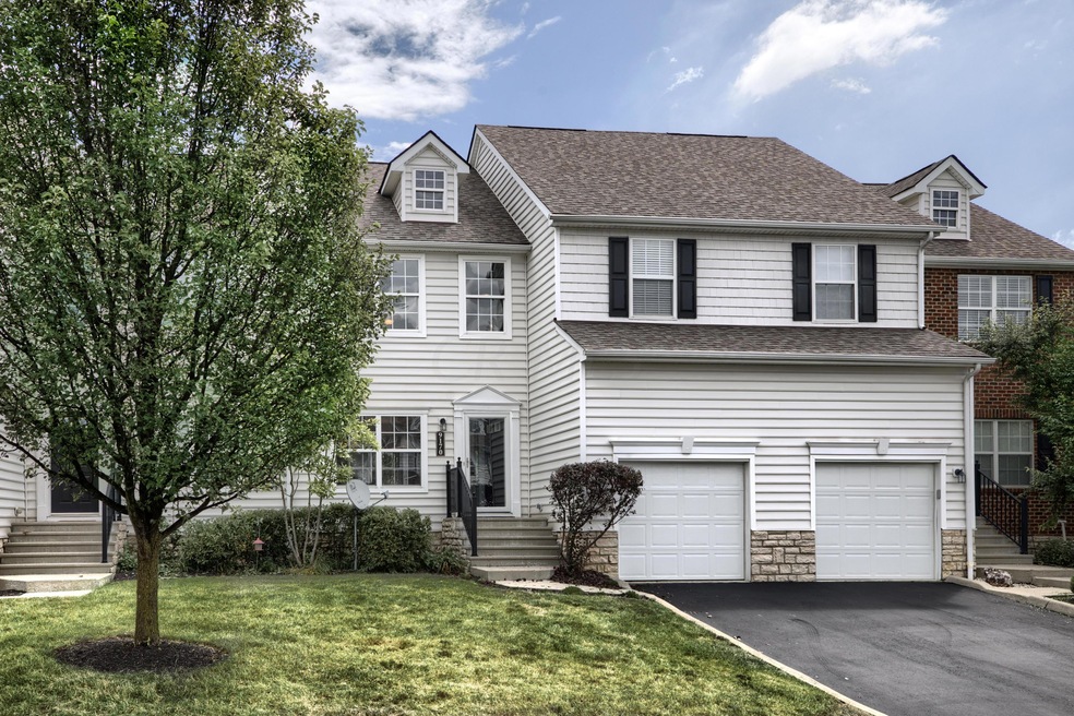 9170 Walker Park Dr unit 9170, Columbus, OH 43240 - photo 1