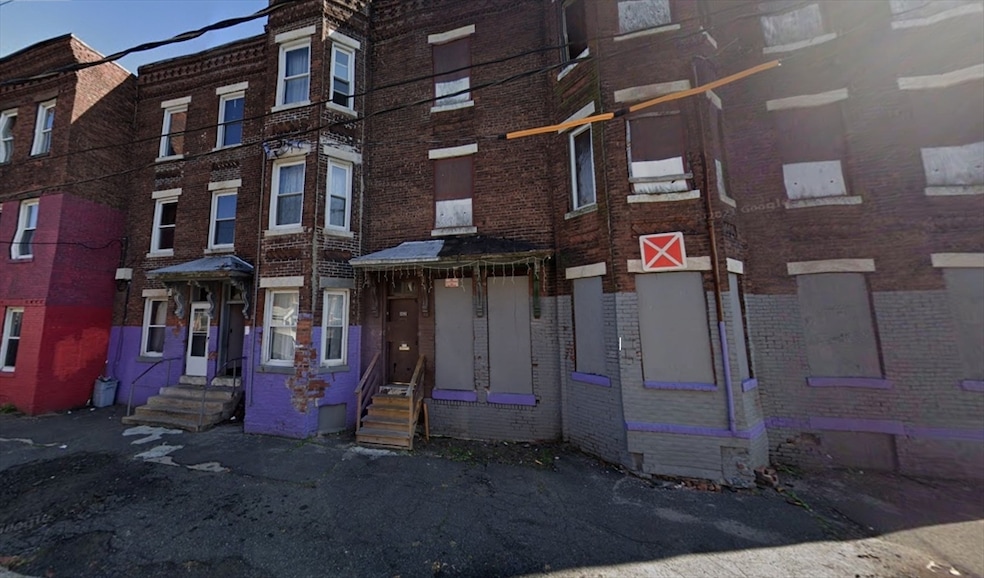84-88 Newton St, Holyoke, MA 01040 - photo 1