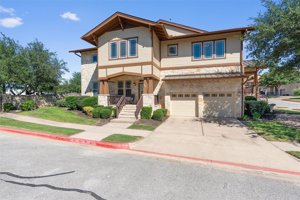 Pending $399,900 • Co-Listing Agent
