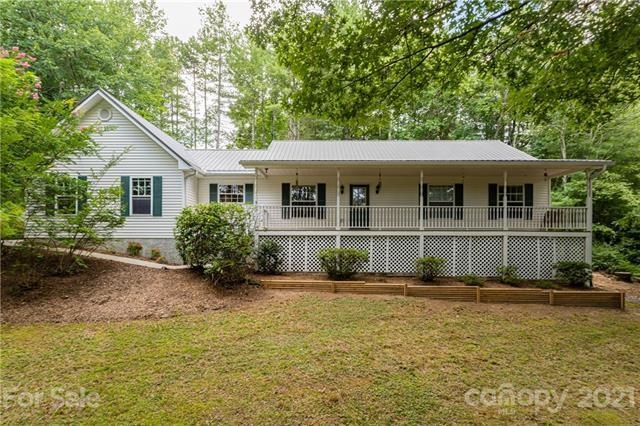 1540 Chestnut Gap Rd, Hendersonville, NC 28792 - photo 1