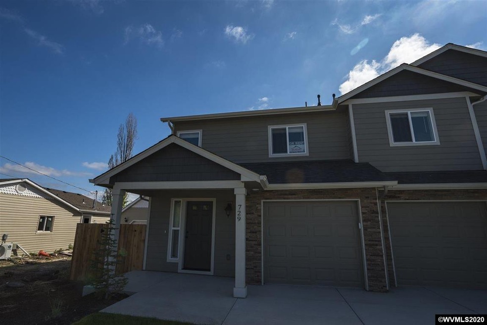 727 Log Cabin (-729) St, Independence, OR 97351 - photo 1