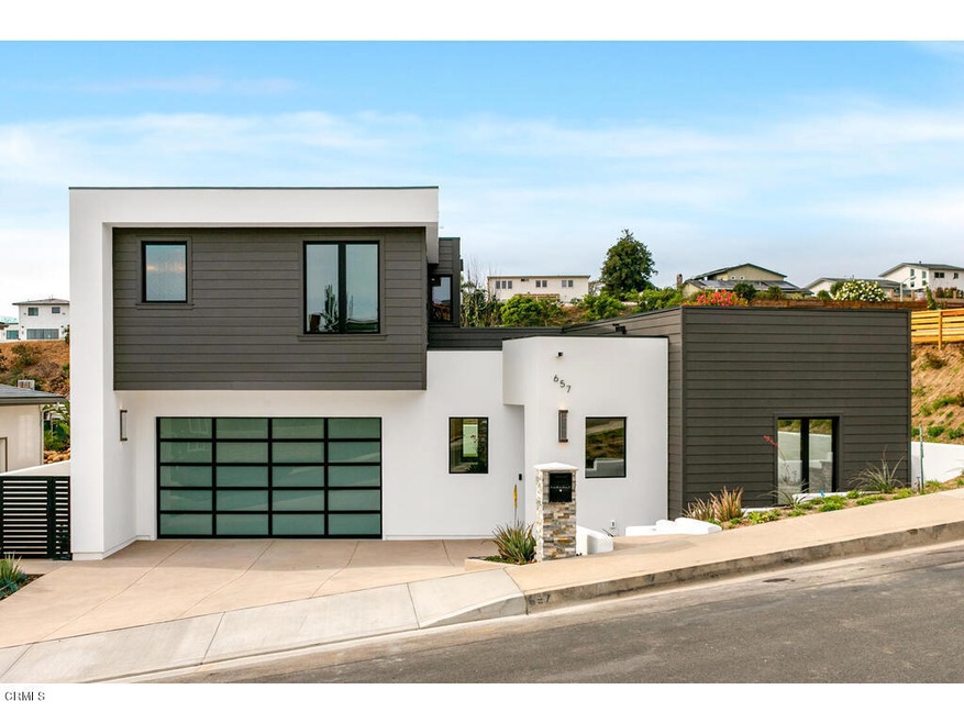 657 Alverstone Ave-003-003-Front Exterio