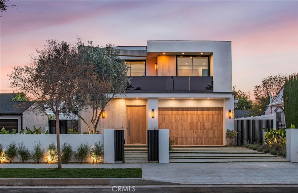 Sold $3,400,000 • Co-Listing Agent