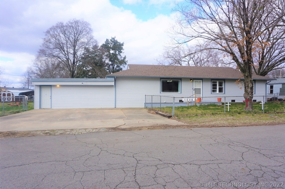 1008 Summitt St, Henryetta, OK 74437 - photo 1