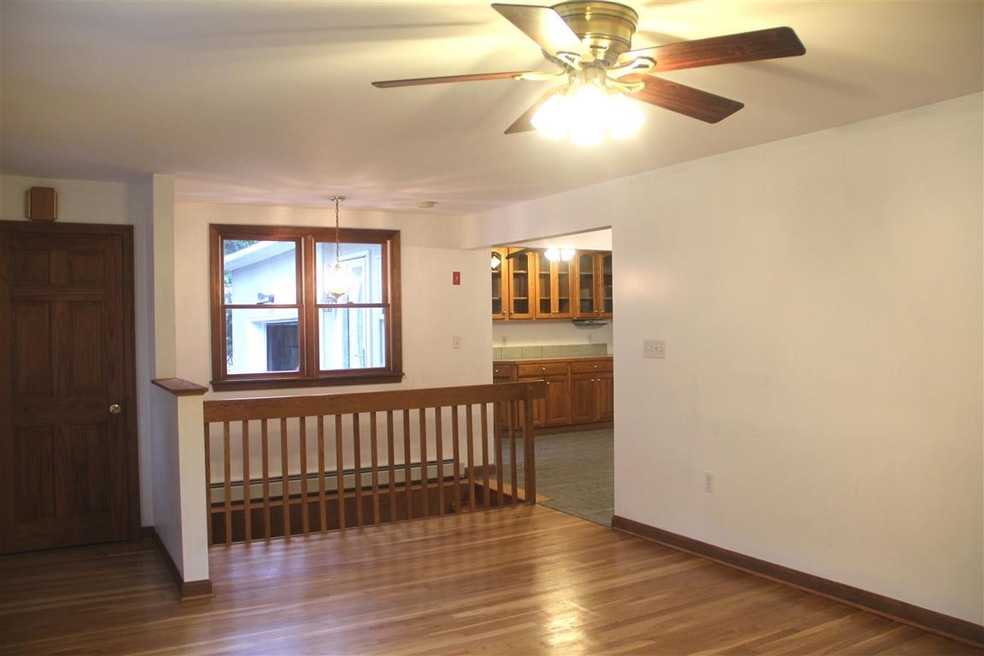 4 Dixville St, Nashua, NH 03063 - photo 1