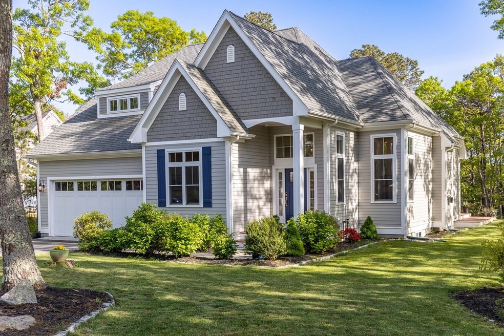 44 Mckenna Ridge Rd, Falmouth, MA 02536 - photo 1