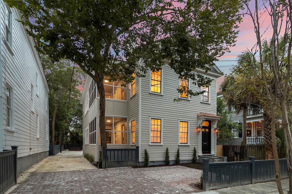 19 Smith Street, Charleston 29401-104