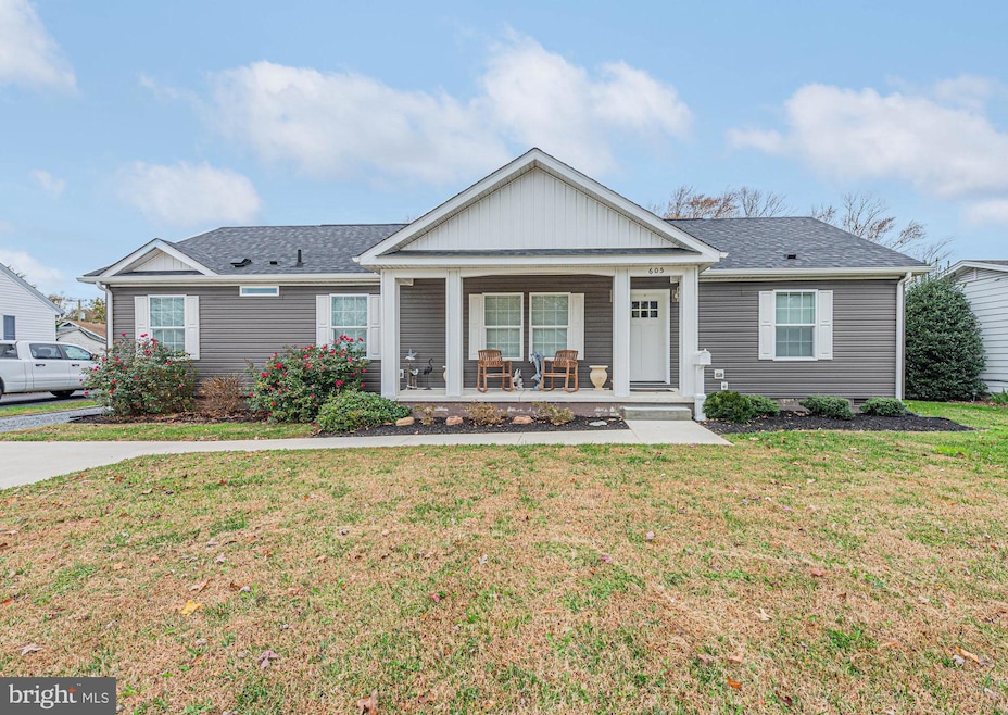 605 Williams St, Berlin, MD 21811 - photo 1