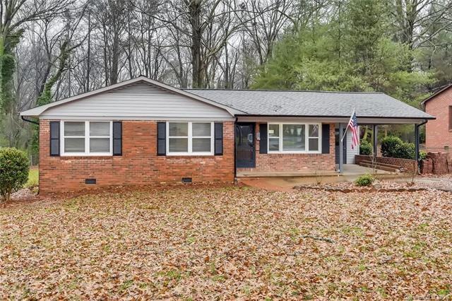 566 Hartness Rd, Statesville, NC 28677 - photo 1