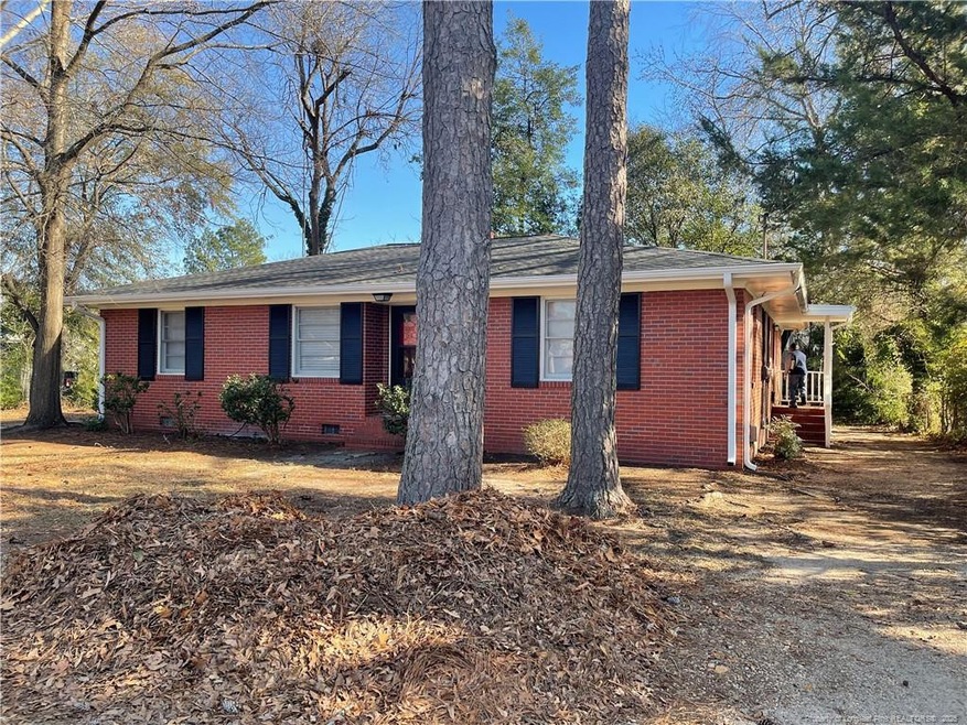 216 Park St unit 2, Fayetteville, NC 28305 - photo 1