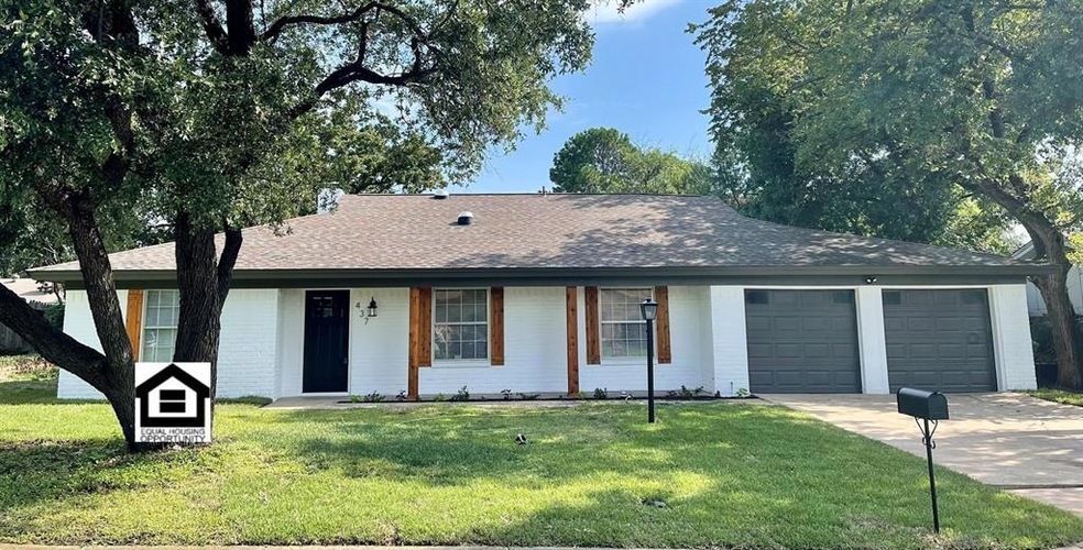 437 Hillview Dr, Hurst, TX 76054 - photo 1