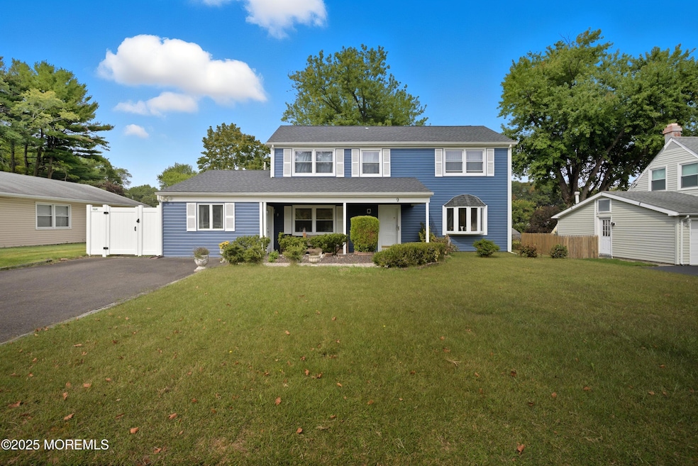 9 Idolstone Ln, Matawan, NJ 07747 - photo 1