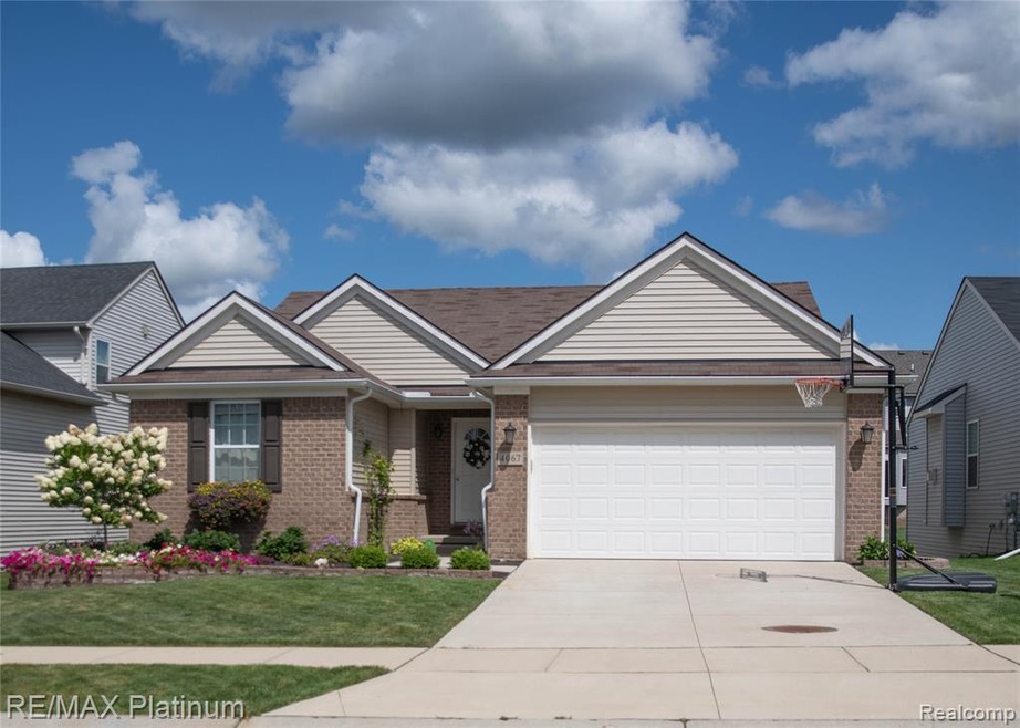 Welcome to 4067 Ash Tree Lane!!