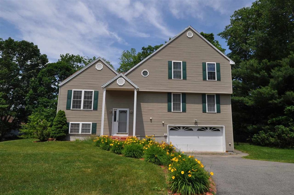 80 Barrett St, Manchester, NH 03104 - photo 1