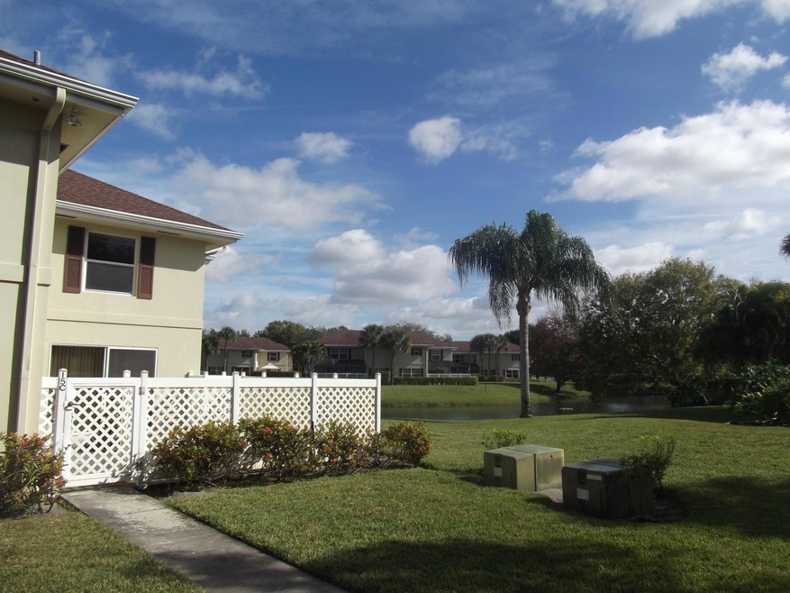 15 Amherst Ct unit C, Royal Palm Beach, FL 33411 - photo 1