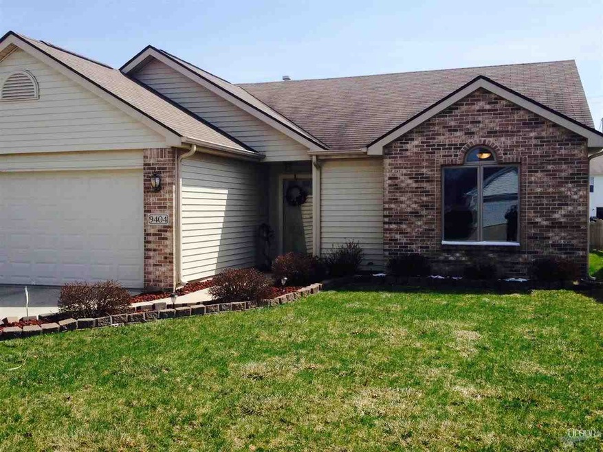 9404 Ballymore Dr, Fort Wayne, IN 46835 - photo 1