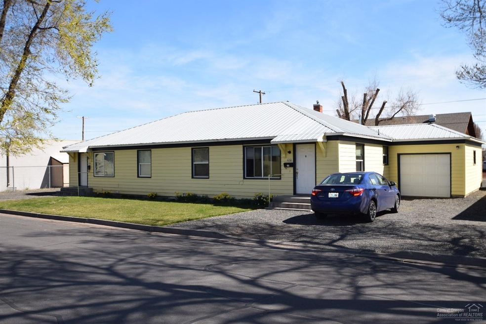 unlisted-address, Redmond, OR 97756 - photo 1
