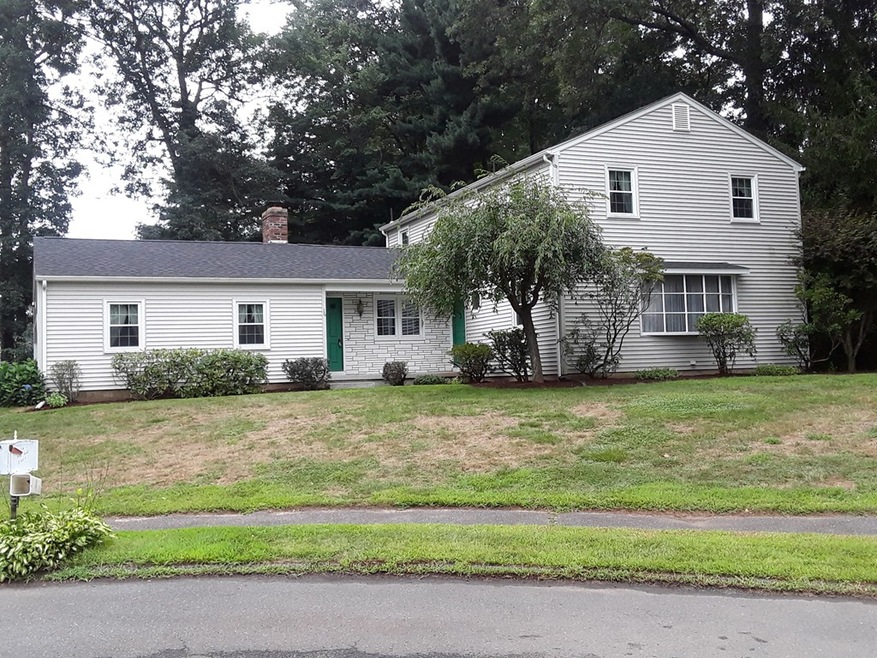 16 Red Oaks Cir, Feeding Hills, MA 01030 - photo 1