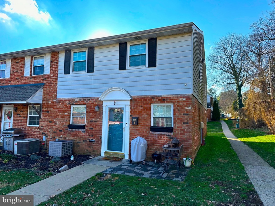 Sold $306,000 • Co-Listing Agent