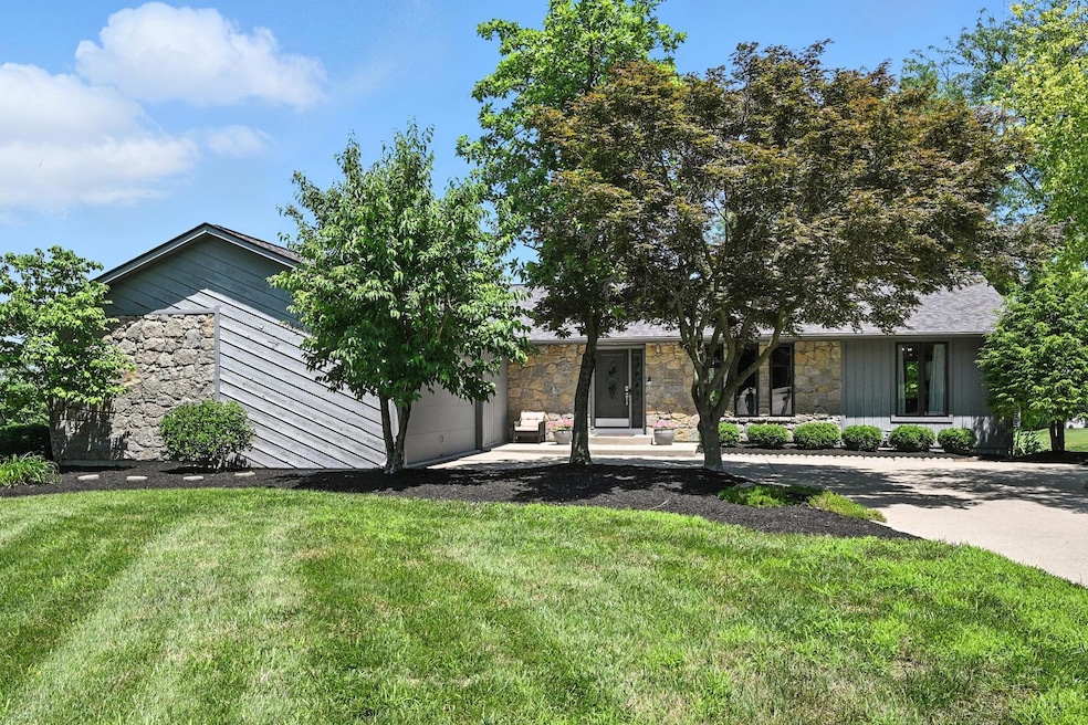 5648 Eagle Nest Ct, West Chester, OH 45069 - photo 1