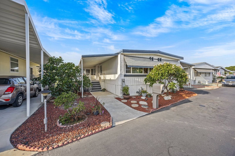 16222 Monterey Ln unit 367, Huntington Beach, CA 92649 - photo 1