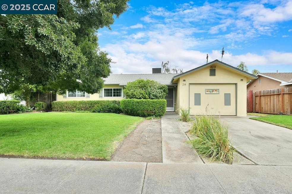 214 Don Carlos Ave, Stockton, CA 95210 - photo 1