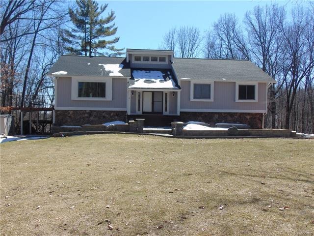 INVITING EXTERIOR VIEW WITH COVERED PORCH....