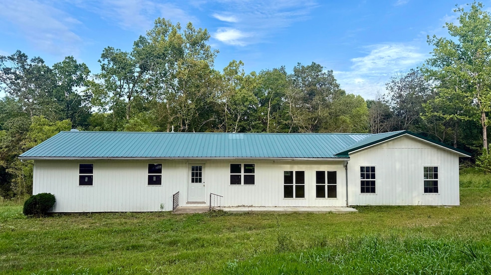 2174 Stone Ridge Dr, Mountain Grove, MO 65711 - photo 1