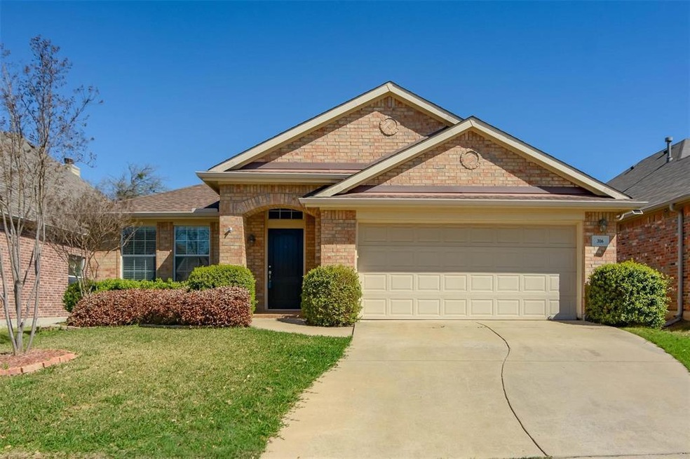 316 Highland Ridge Dr, Wylie, TX 75098 - photo 1