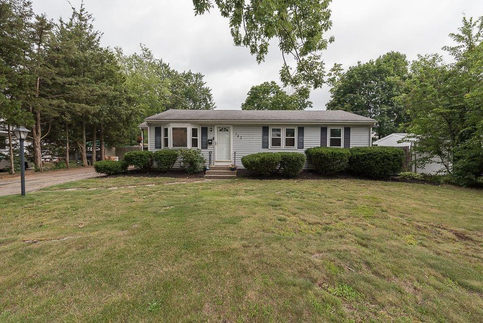 143 Palace Ave, Warwick, RI 02886 - photo 1