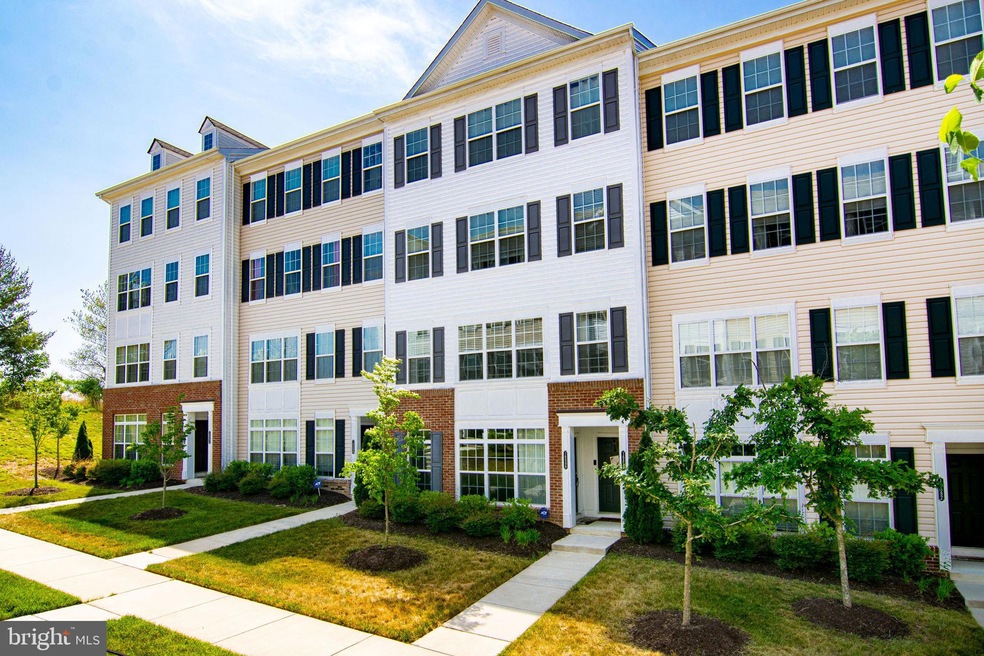 16886 Porters Inn Dr, Dumfries, VA 22026 - photo 1