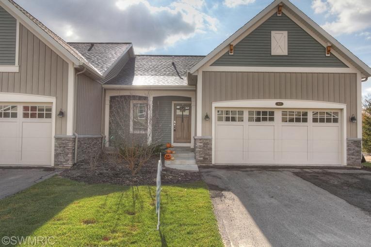 902 S Center Park Dr SW unit 32, Byron Center, MI 49315 - photo 1